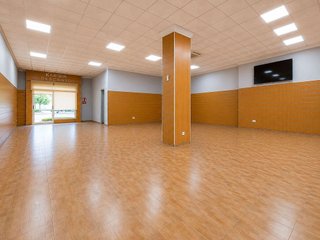 Local comercial en venta en San Luis en Almería