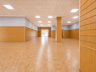 Local comercial en venta en San Luis en Almería