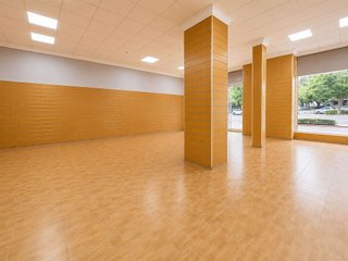 Local comercial en venta en San Luis en Almería