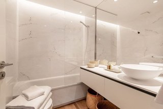 Piso en alquiler en Valdeacederas en Madrid