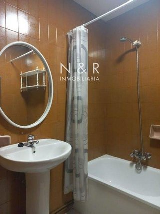 Piso en alquiler en Ensanche - Sar en Santiago de Compostela