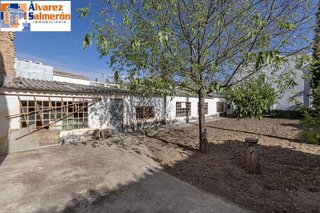 Chalet en venta en Cájar