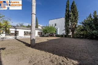 Chalet en venta en Cájar