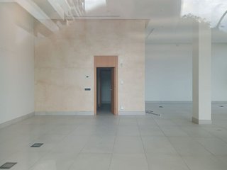 Local comercial en alquiler en Parque Mediterráneo - Santa Paula en Málaga