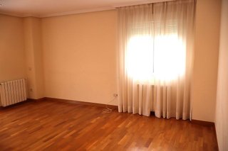 Piso en alquiler en Las Tablas en Madrid