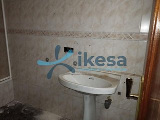 Casa adosada en venta en Carolina (La)