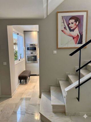 Casa adosada en venta en Nueva Andalucía centro en Marbella