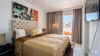 Casa adosada en venta en Nueva Andalucía centro en Marbella