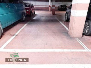Garaje en venta en Milán - Pumarín - Teatinos en Oviedo