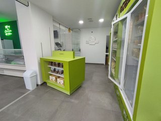 Local comercial en alquiler en Parque Ayala - Jardín de la Abadía - Huelín en Málaga