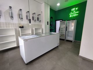 Local comercial en alquiler en Parque Ayala - Jardín de la Abadía - Huelín en Málaga