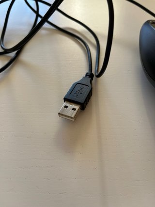 Ratón Logitech USB Negro
