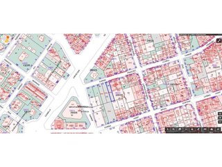 Terreno en venta en La Plana en Esplugues de Llobregat