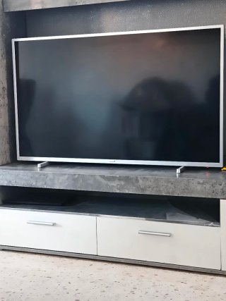 Televisor smart TV 4k Phillips (50 pulgadas)