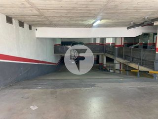 Garaje en venta en Sant Joan Despí