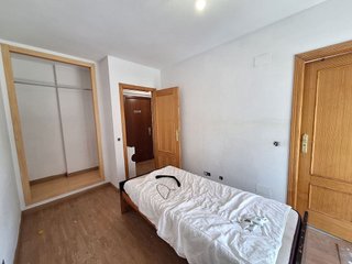 Piso en alquiler en Centro de Especialidades en Ocaña