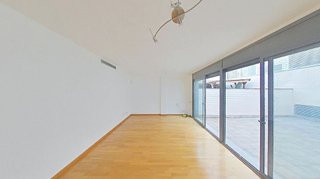 Piso en venta en Creu de Barberà en Sabadell
