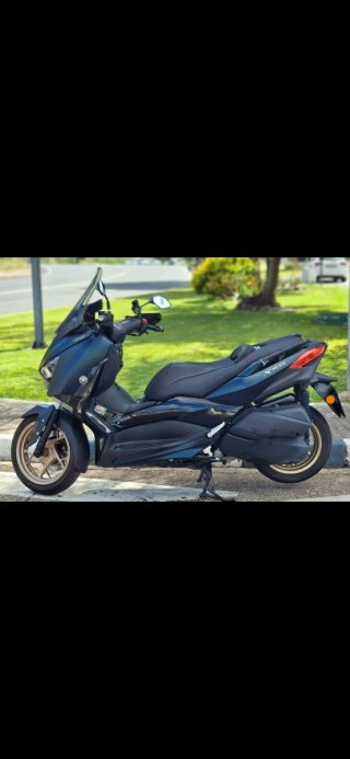 Yamaha X-MAX 300 Maxi-Scooter