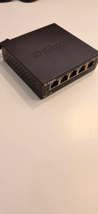 Switch D-Link DGS-105 5 Puertos