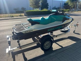 Moto de agua 0KM Sea Doo GTX + Remolque