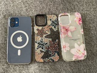 iPhone 12 azul marino