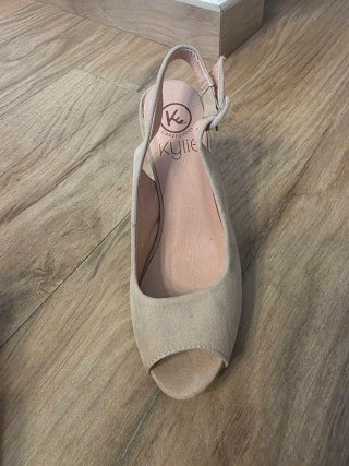 Lote 4 pares sandalias  Talla 35-36