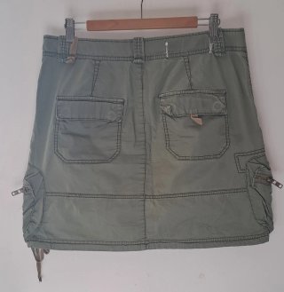 Falda Cargo Militar Multibolsillos Talla 40