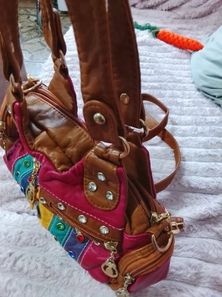 Bolso joya Multicolor con Adornos pedreria.