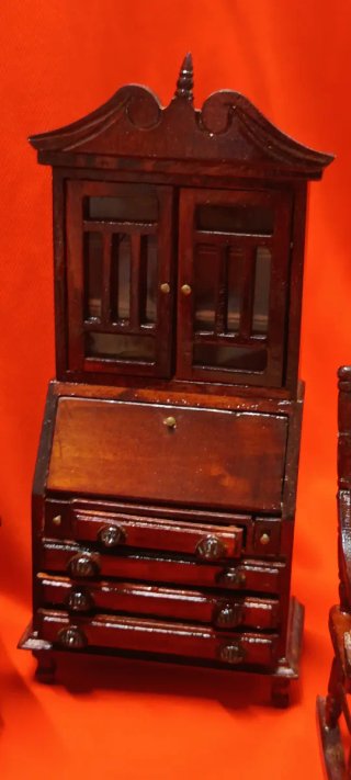 Muebles miniatura casa de muñecas