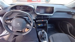Peugeot 2008 Active 1.5 BlueHDI 110cv año 2022
