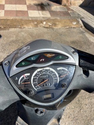 Honda SH 125i Scoopy - Muy cuidada