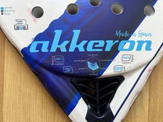 Pala pádel Akkeron (opción compra sin la funda)