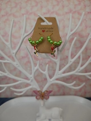 Pendientes hechos a mano con rosas