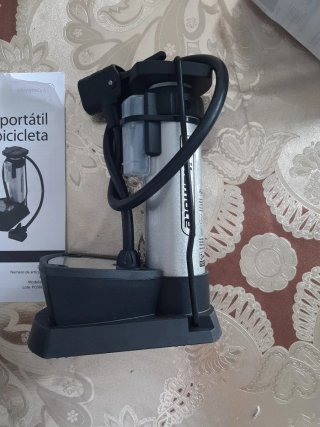 Bomba de pie Bikemate para bicicleta