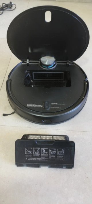 Robot Cecotec Aspirador y Friegasuelos