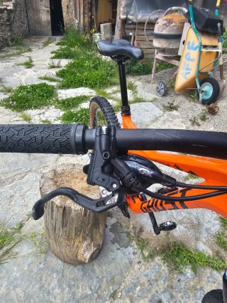 Bicicleta Enduro Ghost 27,5