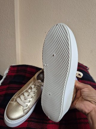Zapatillas deportivas BUONAROTTI doradas
