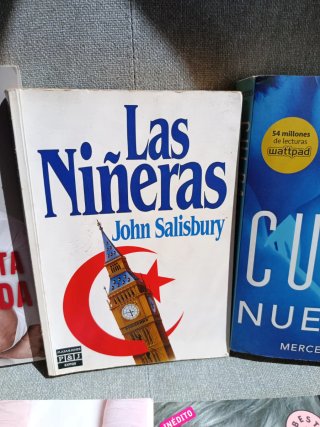 La bailarina / El clon y otros