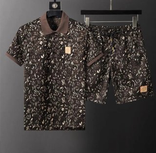 Conjunto del marca Camiseta y Pantalón Corto