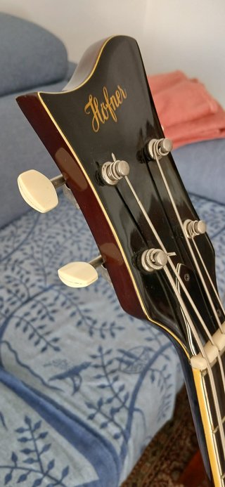 Bajo Höfner. Modelo 500/1. Construido en 1969.