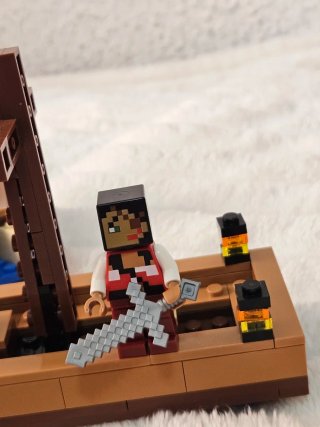 Lego Minecraft: El viaje en el barco pirata