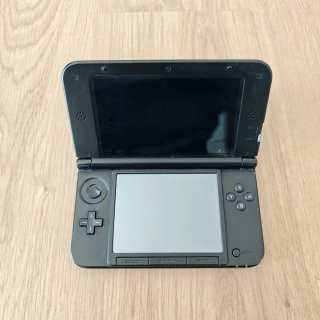 Nintendo 3DS XL Roja