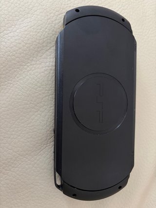 PSP Street Negra + Cargador