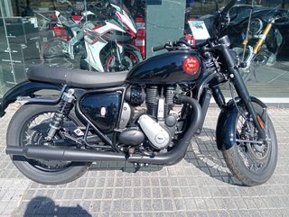 BSA 650 Gold Star Negra