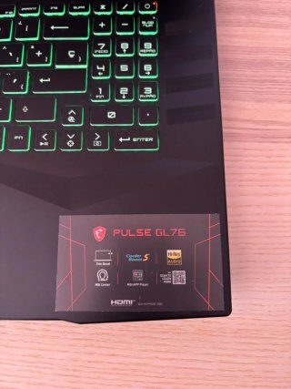 Portátil MSI Pulse GL76 12UEK Negro