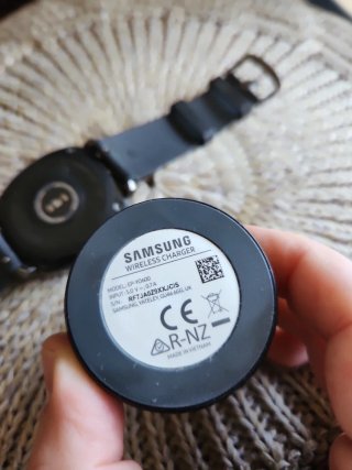 Reloj Samsung Gear Sport (SM-R600) + Cargador