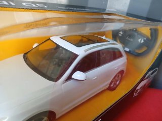 Audi Q5 R/C Escala 1/14 Rastar .