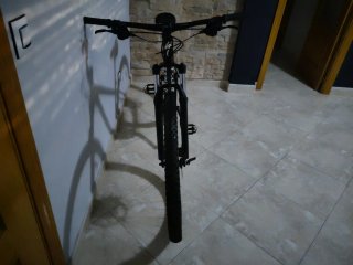 Bicicleta de Montaña Specialized Negra