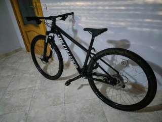 Bicicleta de Montaña Specialized Negra