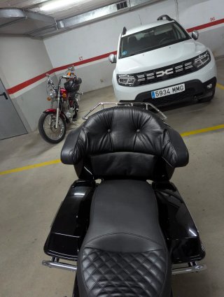 Harley-Davidson Negra